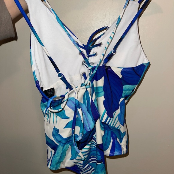 L.A. Hearts One-piece Swimsuit - Picture 3 of 6